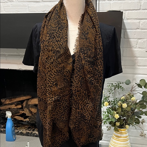 Ann Taylor Brown Leopard Print Scarf - Picture 1 of 5